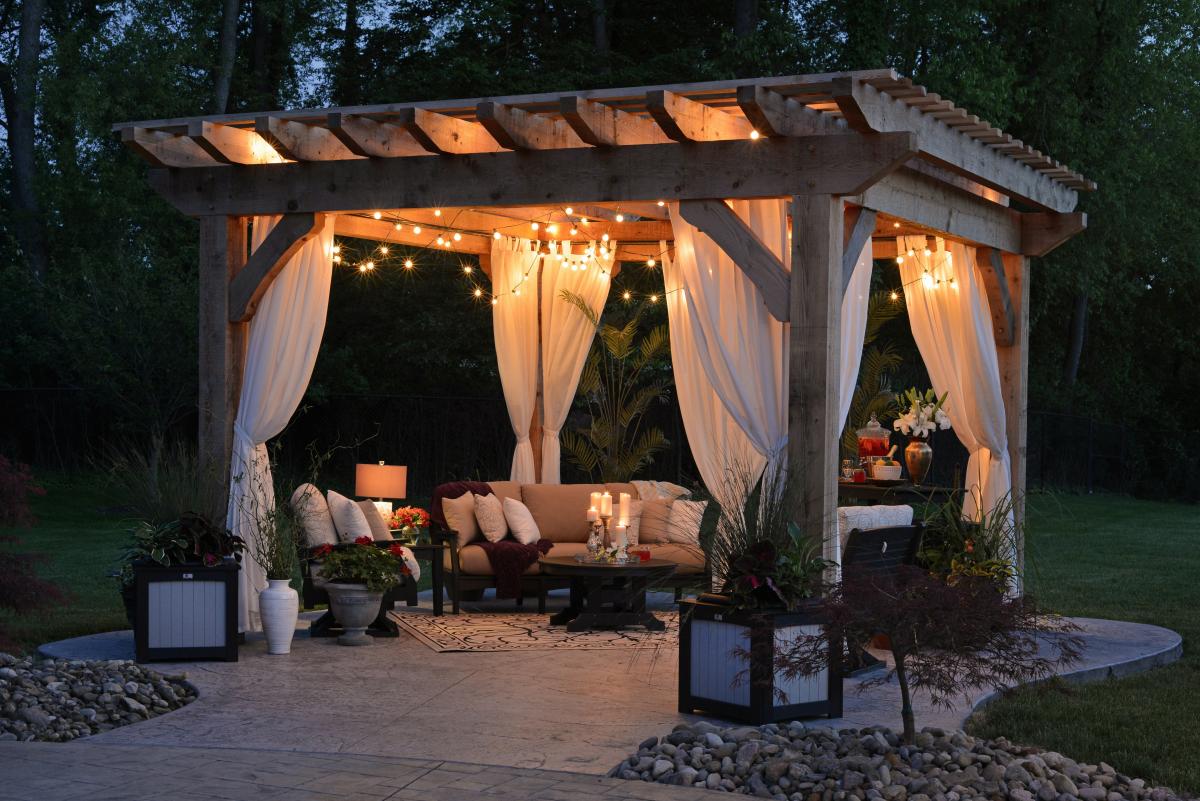 Garden cocktail party setting