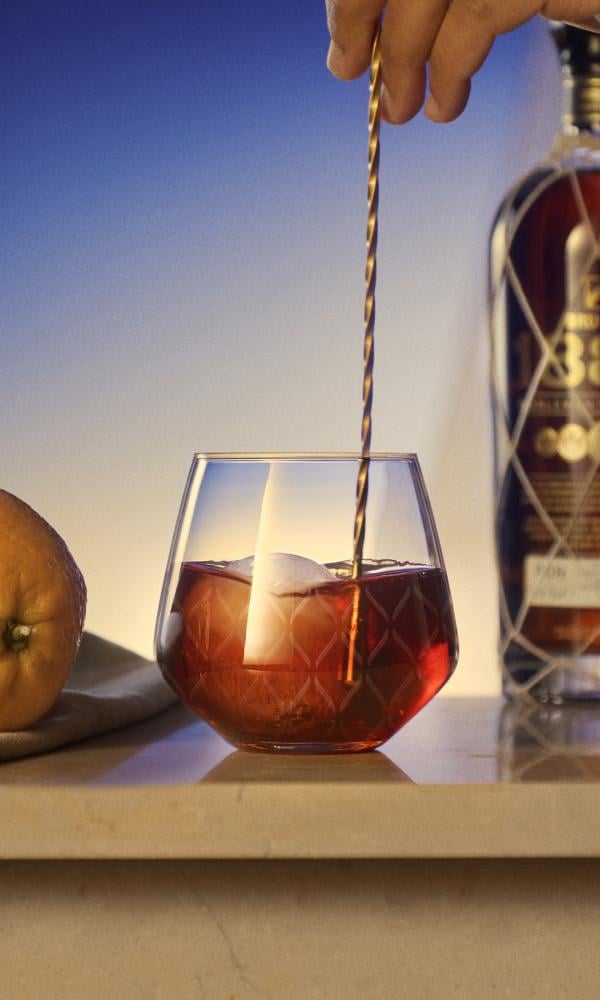 Wonder Landing Page Negroni Still